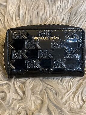 NWOT Michael Kors Jet Set wallet